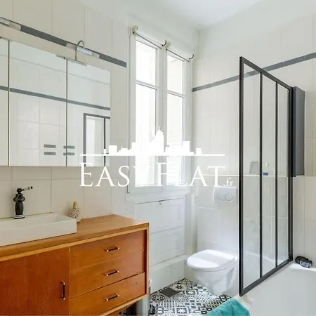 Elegant 4 Bedroom Located In 17, By Easyflat Apartment Paris